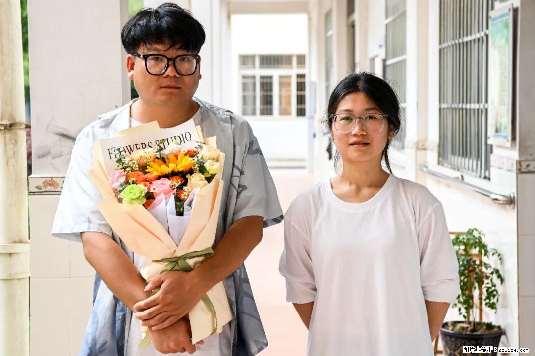 全网追的“扁担女孩”，找了一份暑假工，时薪12元 - 蚌埠生活资讯 - 蚌埠28生活网 bengbu.28life.net